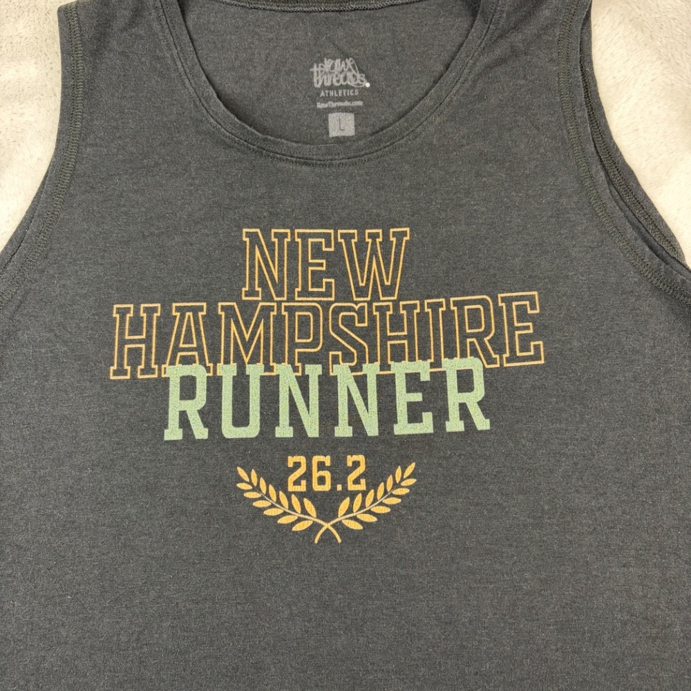 Raw Threads Athletics NH Runner 26.2 Sleeveless Tank Top Women's L - Picture 2 of 6